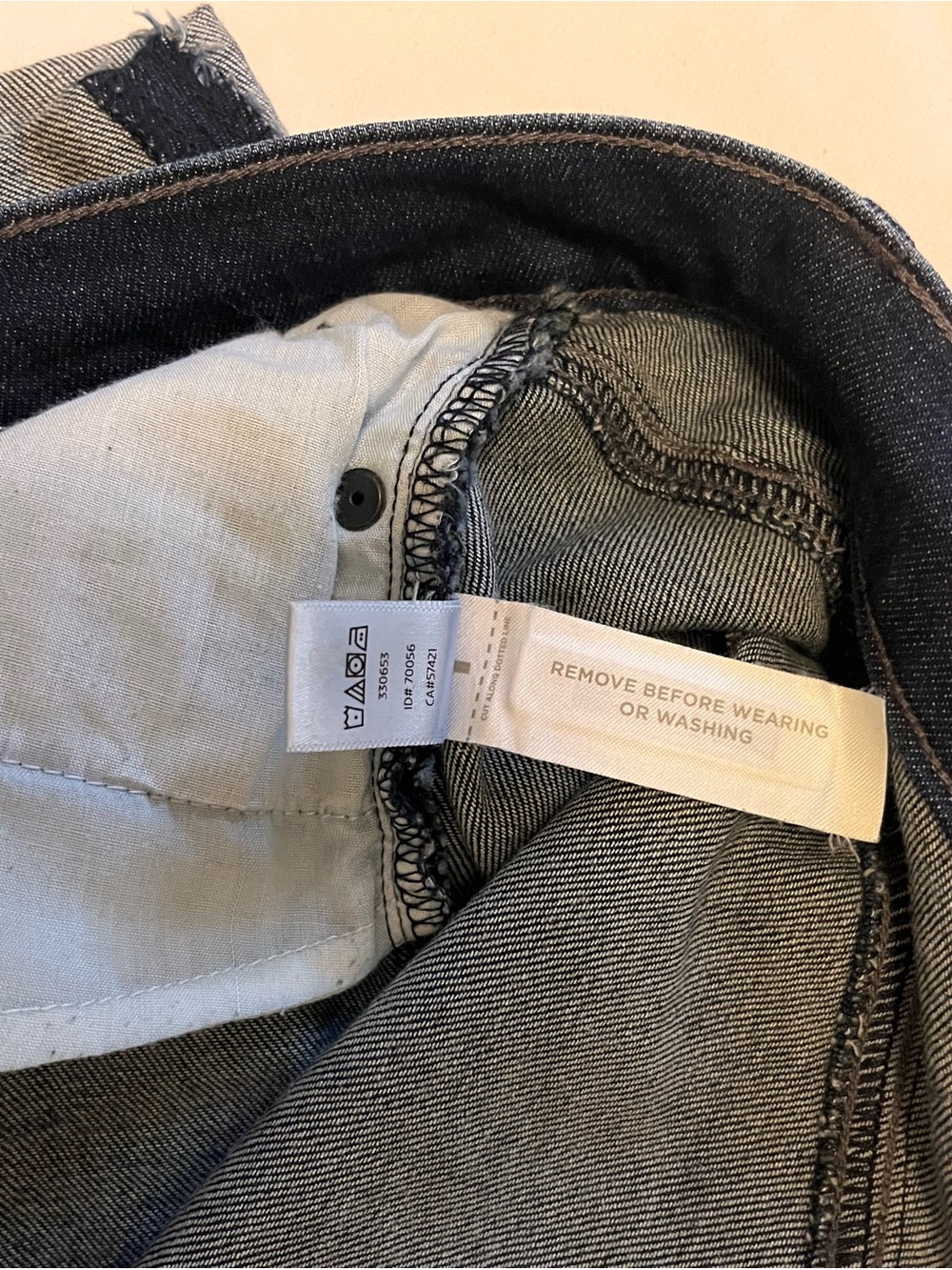 LOFT size 6 Dark Wash Denim Bermuda Shorts - Navy Blue - Picture 3 of 4